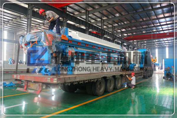 除了礦山行業(yè)，還有哪些行業(yè)需要污泥壓濾機設(shè)備？